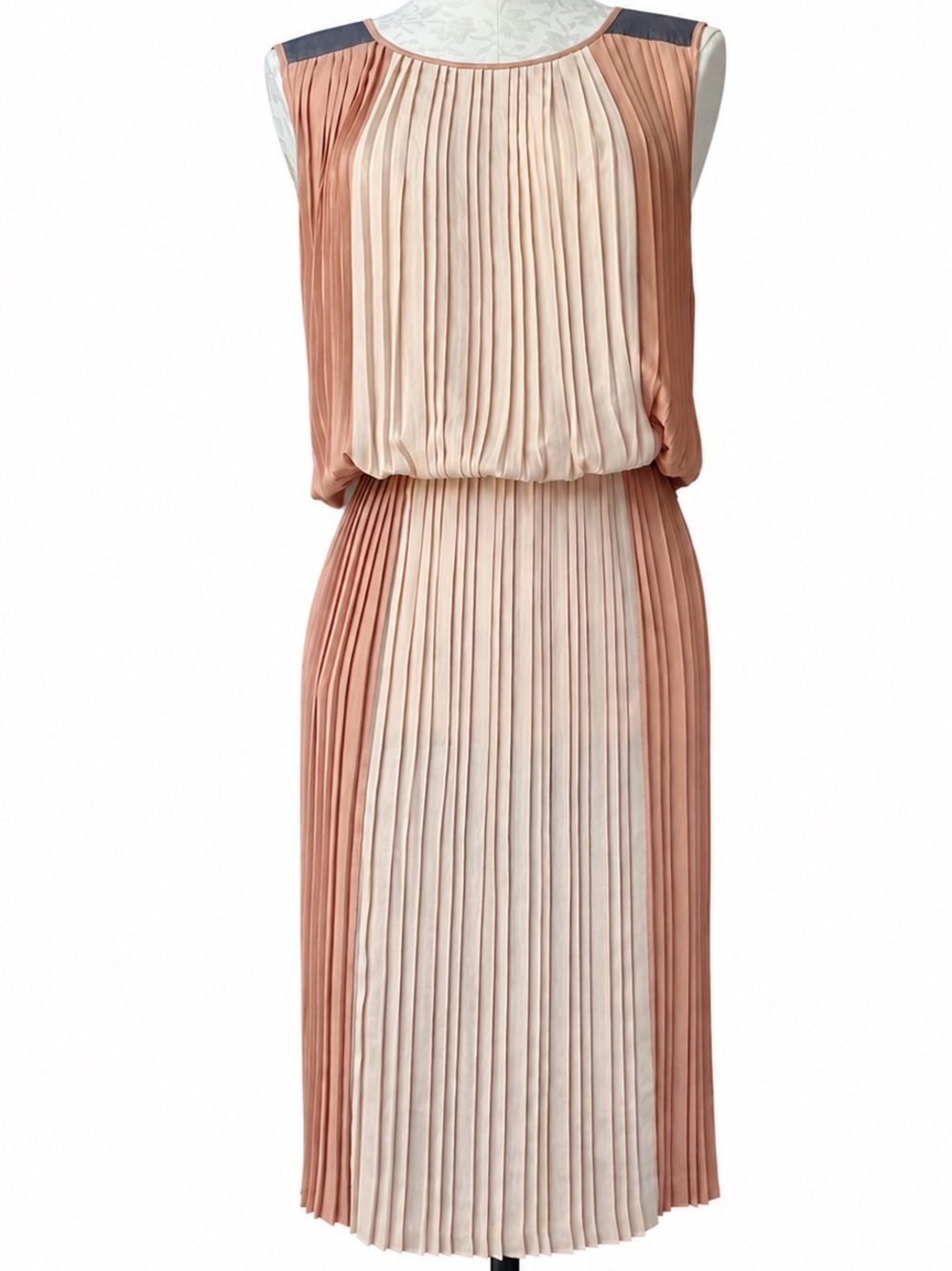BCBGMAXAZRIA Blush Pink Pleated Colorblock Midi Dress Size 6 Fits Like 8
